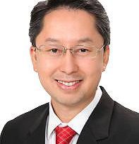 Dr Andrew Quoc Dutton top orthopedic surgeon in singapore