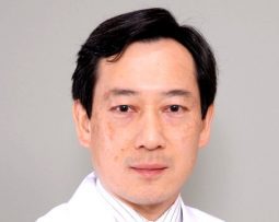 Dr Shigenobu Suzuki opthalmic oncology specialist in Tokyo Japan