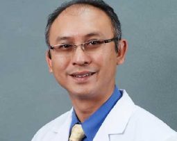 Dr. Harit Suwanrusme Breast cancer specialist in Bangkok Thailand