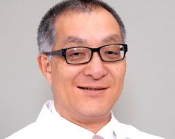 Dr. Yuichiro Ohe best lung cancer doctor in Tokyo Japan