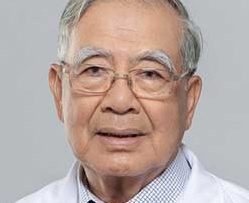 Prof.Dr. Apichat Kongkanand top urologist in Bangkok Thailand