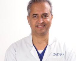 Dr Devi Prasad Shetty Pediatric Heart surgeon in India