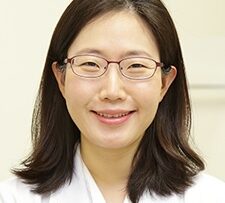 Dr. Kim Sun-Young best doctor for colon cancer treatment in Seoul South Korea