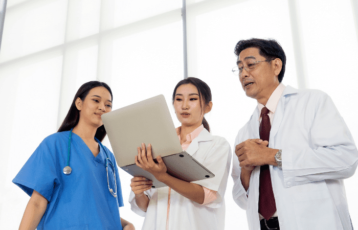 Skilled medical professionals in Singapore